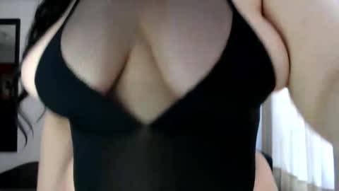 Snapshot of page_girl chatting on October 2025 08:20:02 PM Page 3 online show from October 2025 08:20:02 PM