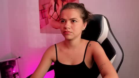 Snapshot of paigejayden chatting on April 2026 10:22:01 PM Paige online show from April 2026 10:22:01 PM