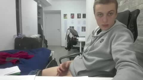 pere online show from February 2026 12:04:01 PM