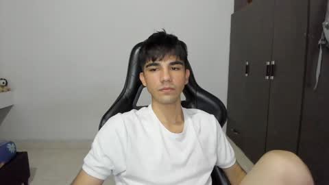 pakun_ online show from December 2024 11:29:02 PM