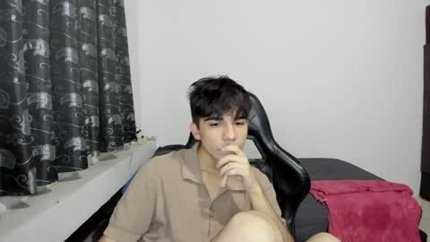 pakun_ online show from January 2025 11:44:02 PM