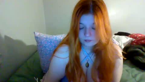 Snapshot of palewhore18 chatting on September 2025 03:50:01 AM Pale Whore online show from September 2025 03:50:01 AM