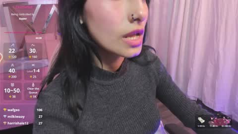 palmerfox_tay online show from January 2025 05:08:01 PM