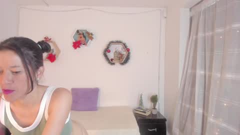 Snapshot of paloma_victory chatting on December 2024 08:39:02 PM Paloma online show from December 2024 08:39:02 PM