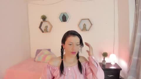 Snapshot of paloma_victory chatting on March 2025 12:21:01 AM Paloma online show from March 2025 12:21:01 AM