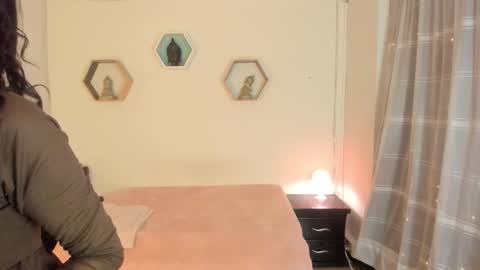 Snapshot of paloma_victory chatting on November 2025 05:46:02 PM Paloma online show from November 2025 05:46:02 PM