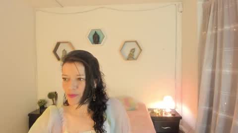 Snapshot of paloma_victory chatting on November 2025 08:42:02 PM Paloma online show from November 2025 08:42:02 PM