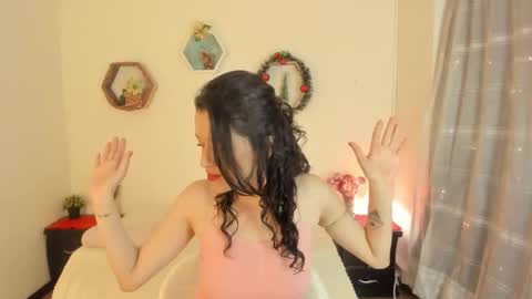 Snapshot of paloma_victory chatting on December 2025 09:10:02 PM Paloma online show from December 2025 09:10:02 PM