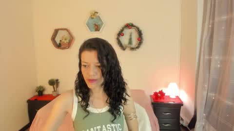 Snapshot of paloma_victory chatting on December 2025 06:48:01 PM Paloma online show from December 2025 06:48:01 PM