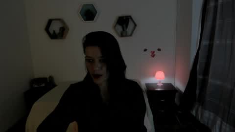 Paloma  online show from April 2026 09:31:02 PM