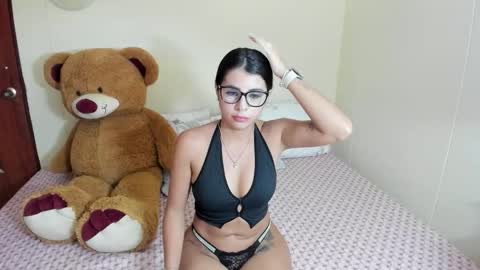 PAMELA online show from November 2025 02:44:01 AM