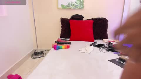 Pamela online show from February 2025 12:13:02 PM