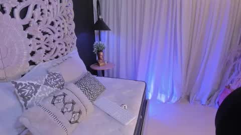 pamela online show from October 2025 04:24:02 AM