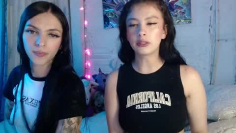 Pamela Reyess online show from March 2026 02:18:01 AM