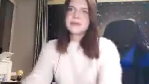Pamela online show from October 2025 01:08:02 PM