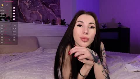 Diana online show from February 2025 01:20:01 PM