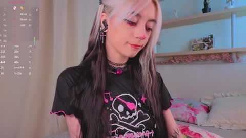 Diana online show from November 2025 03:17:02 PM