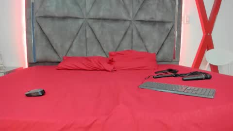 Pamela online show from October 2025 02:55:02 AM