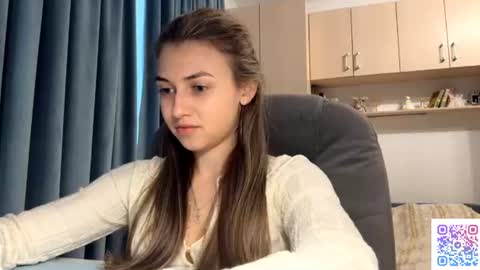 Snapshot of pamulahallquist chatting on July 2026 04:54:02 PM Lia online show from July 2026 04:54:02 PM