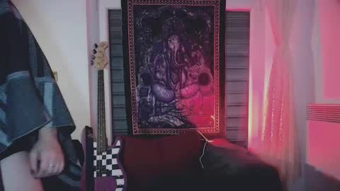 Snapshot of panther_cap chatting on October 2025 02:56:01 AM In bio online show from October 2025 02:56:01 AM