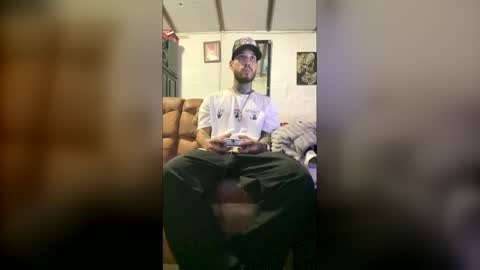 Snapshot of panthers_room chatting on April 2026 11:32:02 PM panthers_room online show from April 2026 11:32:02 PM