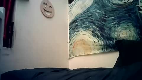 Snapshot of pantslesstraveler_plt chatting on December 2024 05:49:01 AM PantsLessTraveler online show from December 2024 05:49:01 AM