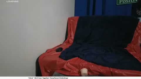 Snapshot of pantslesstraveler_plt chatting on March 2025 06:21:02 AM PantsLessTraveler online show from March 2025 06:21:02 AM