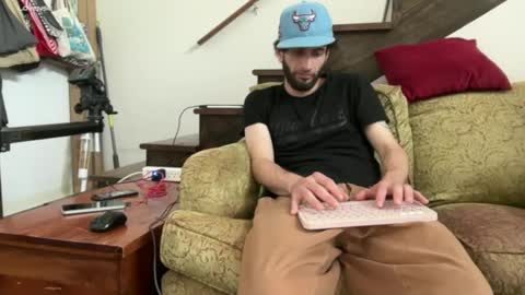 Snapshot of pantslesstraveler_plt chatting on September 2025 05:58:01 PM PantsLessTraveler online show from September 2025 05:58:01 PM