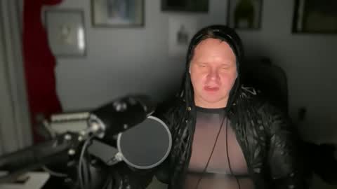 PantyhoseKing online show from April 2026 12:25:02 AM