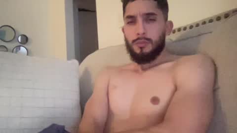 papicubano_guapo23cm online show from November 2025 07:18:02 AM