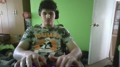 Snapshot of papitowilly999 chatting on May 2026 06:49:02 PM Papito online show from May 2026 06:49:02 PM