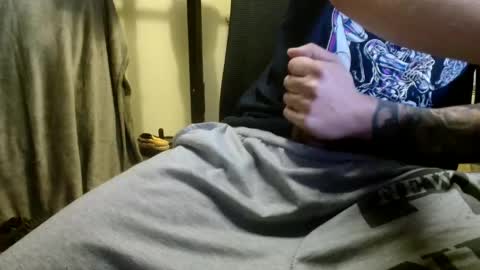 Snapshot of papychuo chatting on January 2026 12:44:02 PM papychuo online show from January 2026 12:44:02 PM