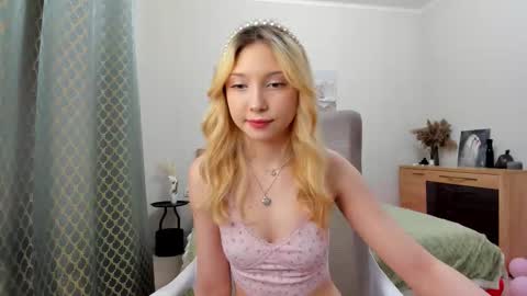 Melena online show from March 2026 08:44:02 AM