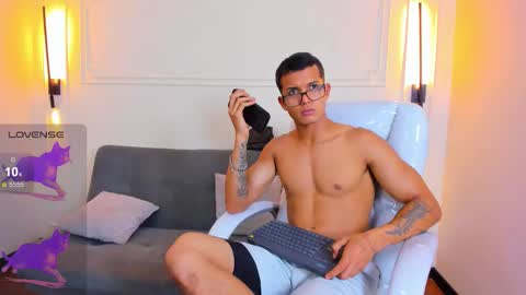 Ryan And Casper online show from March 2026 06:03:01 PM