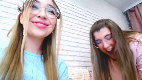 Snapshot of paradisexparadisex chatting on February 2026 07:51:01 AM paradisexparadisex online show from February 2026 07:51:01 AM