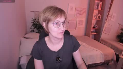 Paris online show from April 2026 12:48:02 PM