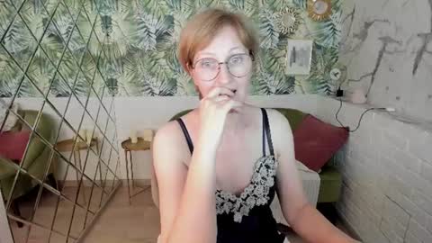 Paris online show from June 2026 06:45:01 PM