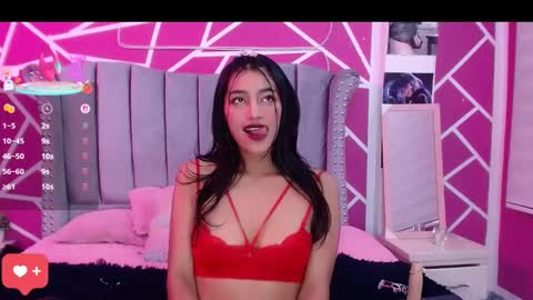 paris online show from March 2025 05:13:01 PM