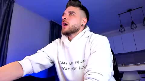 Paris online show from March 2026 10:47:01 PM