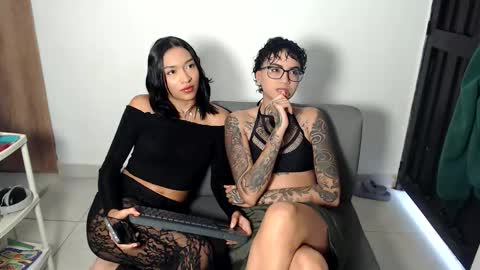 parisandvi online show from January 2026 10:15:02 PM