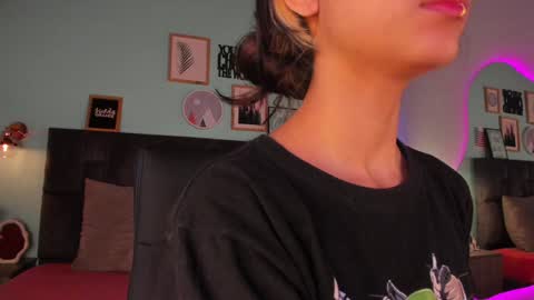 PARIS online show from January 2025 07:37:01 PM