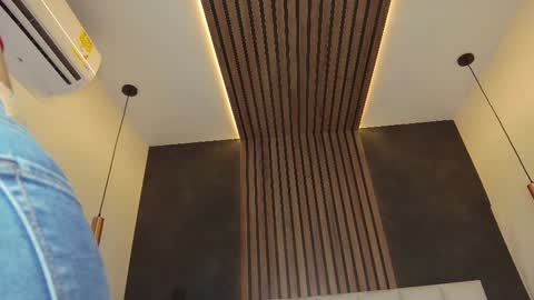 PARIS online show from February 2025 07:52:02 PM