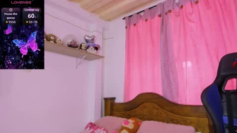 Snapshot of parisshayk chatting on October 2025 06:50:02 PM Paris online show from October 2025 06:50:02 PM