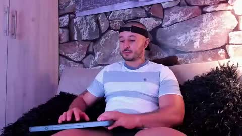 Snapshot of parker_lavine chatting on January 2025 05:05:01 AM parker lavine online show from January 2025 05:05:01 AM