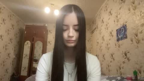 Milana online show from May 2026 02:45:01 PM