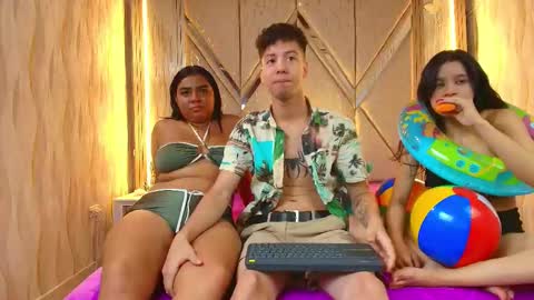 Danna online show from September 2025 08:25:02 PM