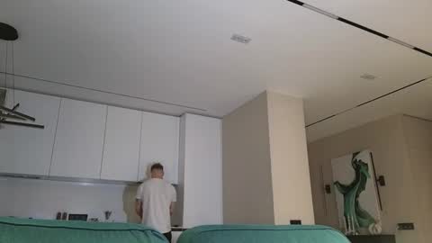 Pashka online show from September 2025 07:32:01 AM