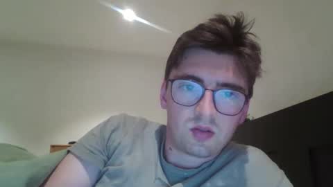 Snapshot of patat1996 chatting on September 2025 11:43:01 PM patat1996 online show from September 2025 11:43:01 PM