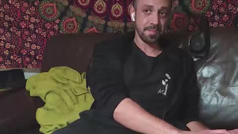 Snapshot of patraction36 chatting on December 2025 02:03:01 PM ask me online show from December 2025 02:03:01 PM