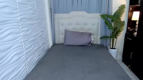 patricia_miller08 online show from October 2025 06:43:02 AM